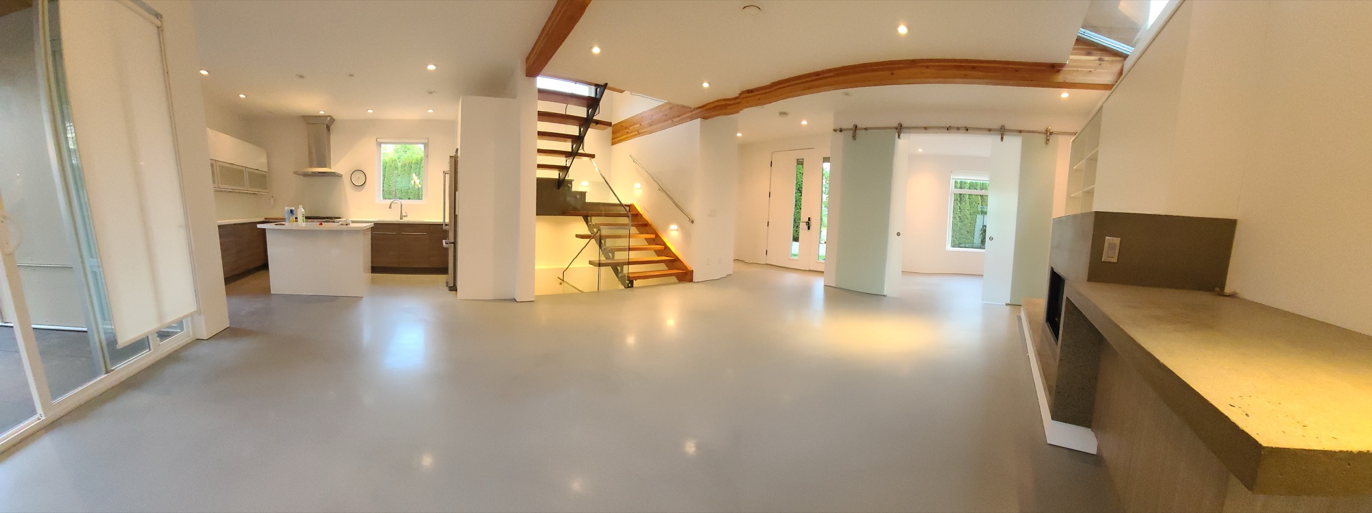 North Vancouver Home — 2